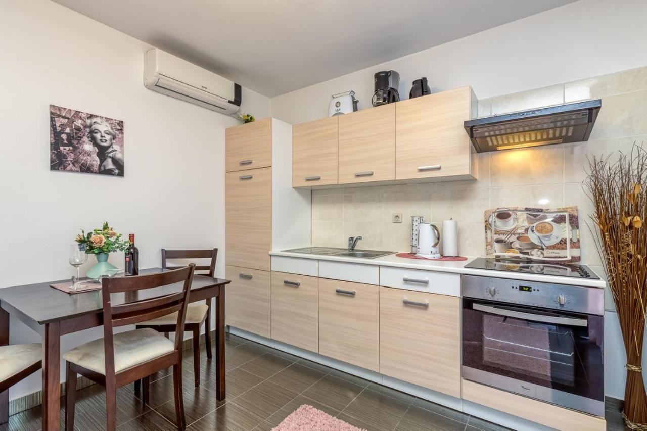 Apartments Kardumovic Kukci Zewnętrze zdjęcie